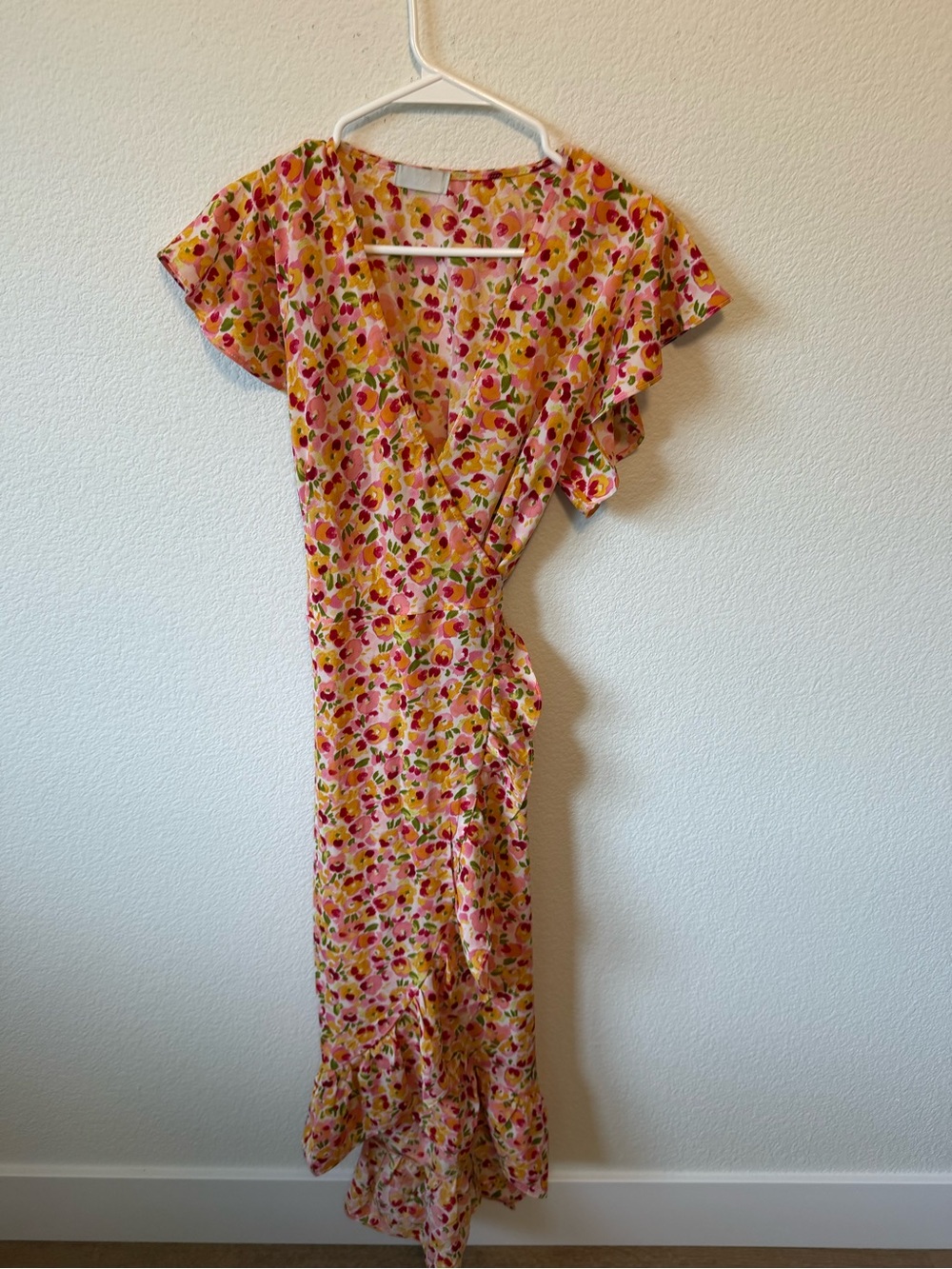 Q2 Pink Floral Wrap Maxi Dress with Ruffle Trim